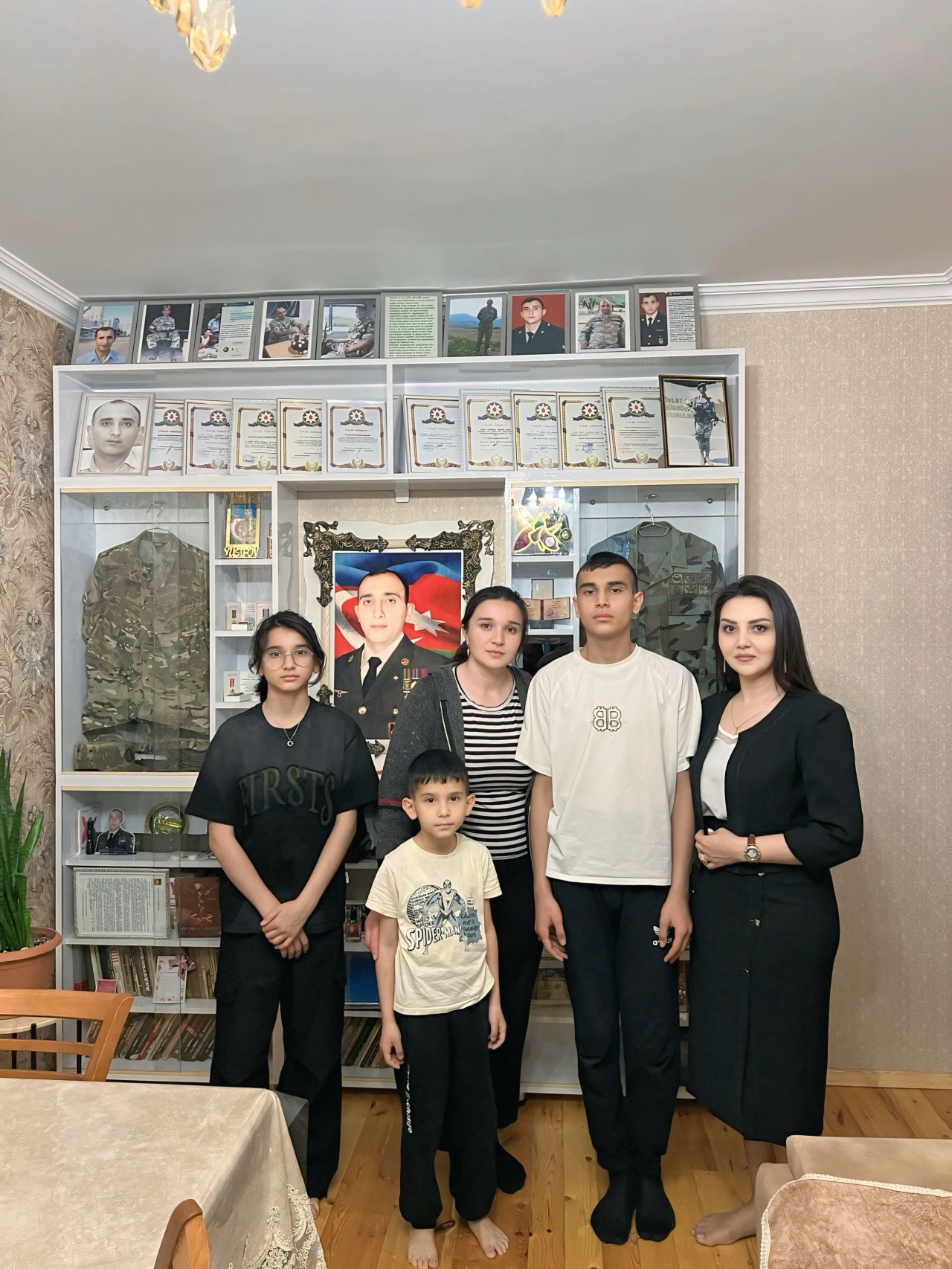 Sumqayıt Bələdiyyəsi 160-a yaxın ailəyə bayram sovqatı verdi - FOTOLAR